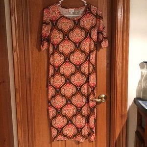 LuLaRoe- Julia dress